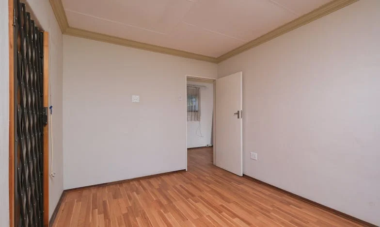 Когато казах на леля Мария, че вече не мога да бъда нейният куриер: Истината, която твърде дълго криех