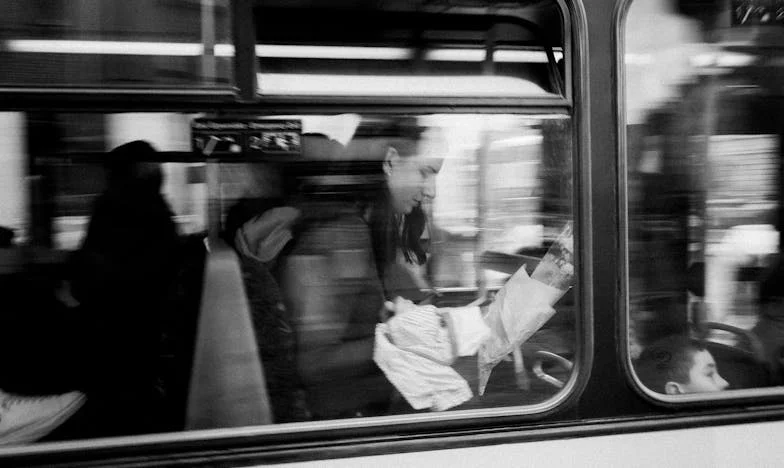 Когато родителите се нанесат при нас: Моята битка между любовта и границите