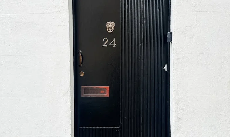 Не съм вече тяхната слугиня: Моята българска преродба след години мълчание