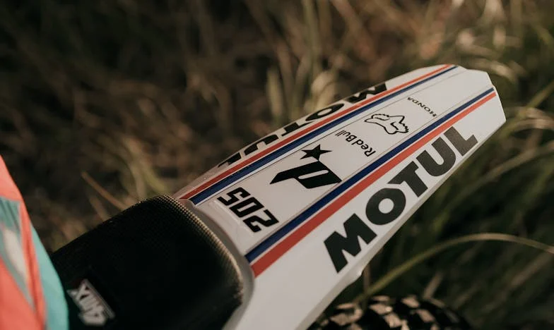 Писмото, което разкъса сърцето ми: между дълга към родителите и правото на собствено щастие