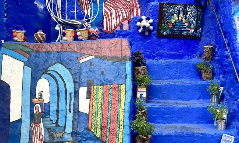 Само фон ли съм в този дом?