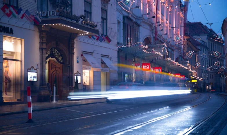 Съпруг в сянката на майка си: Когато недоразуменията рушат брака