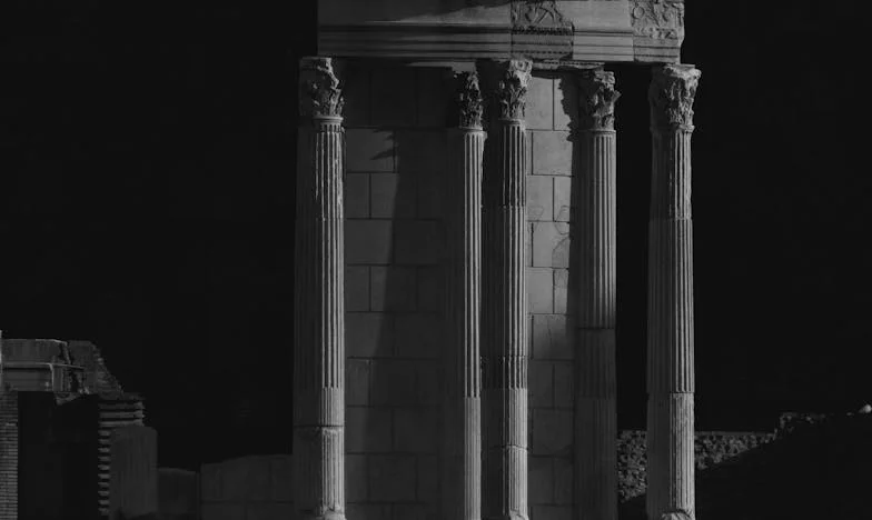 Денят, в който вече не бях желана: Историята на една българска баба