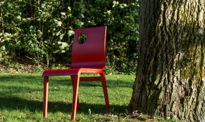 Между молитвата и мълчанието: Моята битка за майчината обич