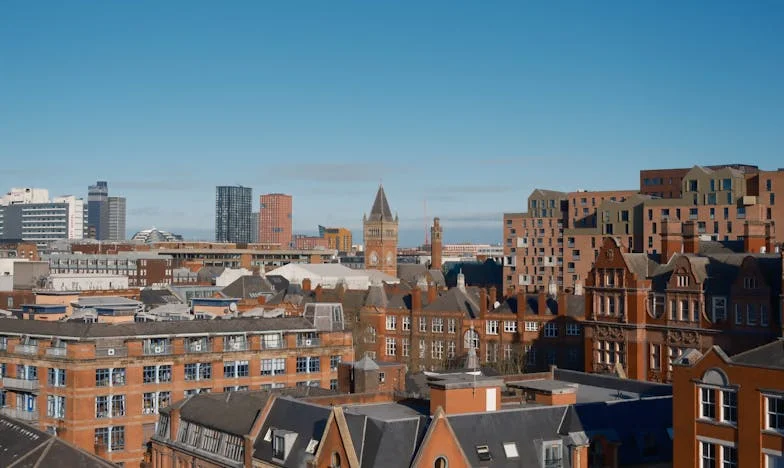 Осемнадесет години кафе и мълчание: Истината, която научих, когато изчезна бай Стефан