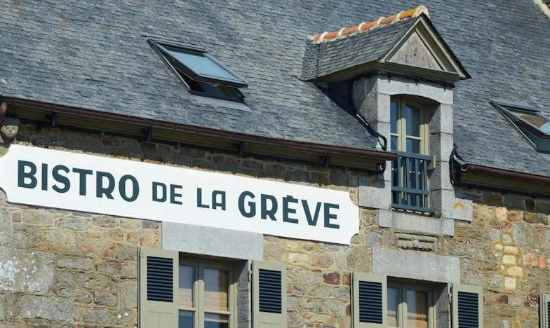 Сенките на бащината липса: Завръщането след двайсет години