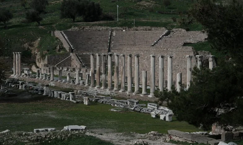 „Върви си при майка ти!” – Историята на една майка, останала сама с новороденото си дете