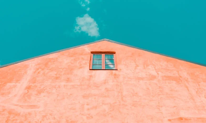 Петнадесет години с две свекърви: Моят път през бурите и светлите откровения