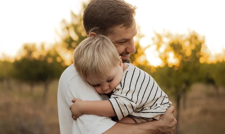 Зад затворените врати: Истината за съседката ми Катя