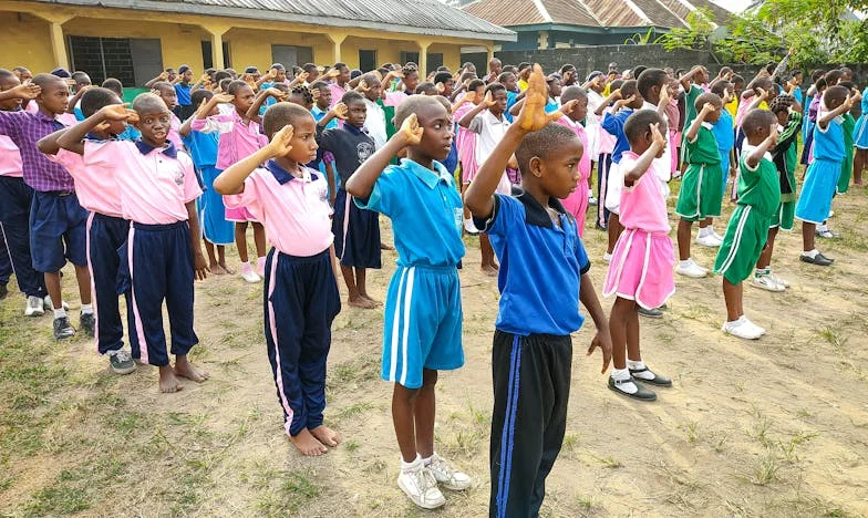 Когато търпението се пръсна: онази нощ спах на стълбището