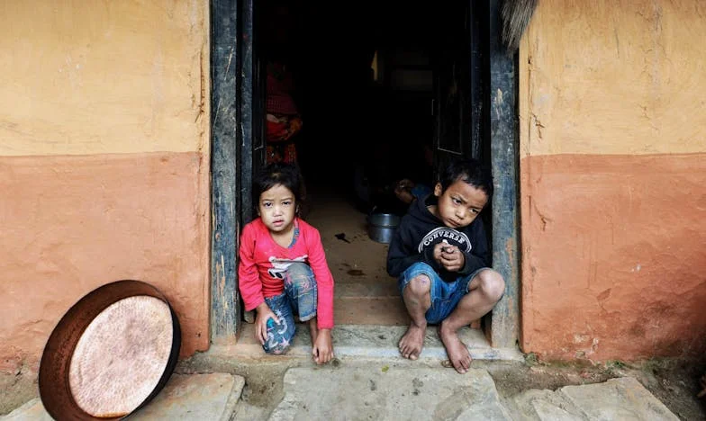 Когато внучката ми спря да ми пише: Историята на една баба, която изгуби връзка със семейството си