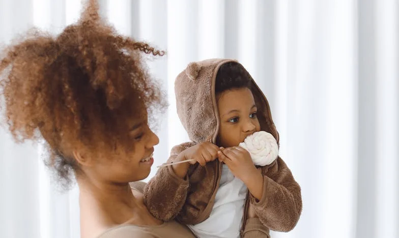 В коридора, с две деца: Нощта, която промени всичко