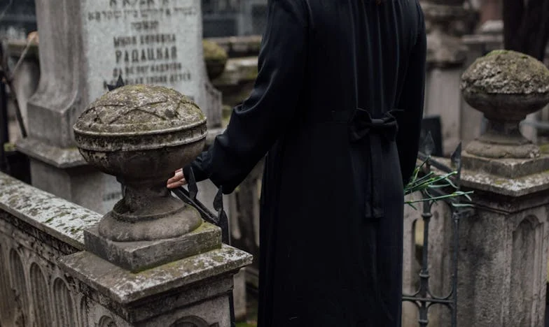 Сянката на миналото