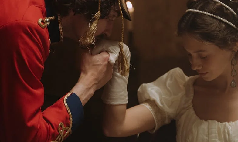 Желязното царство на свекърва ми: Оцеляване зад стените на един български дом