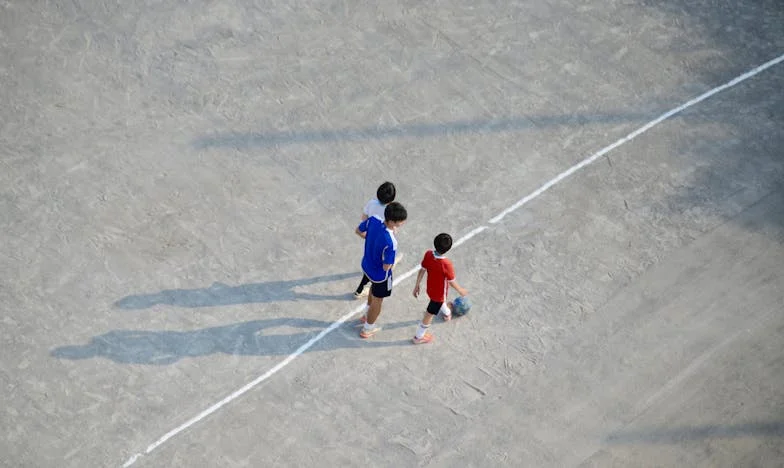 Между любовта и несправедливостта: Когато семейната пристрастност разрушава доверието