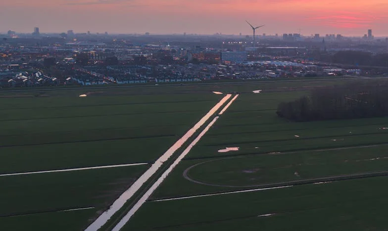 Отвъд илюзиите: Пътят на Анна към себе си – Истинска история за семейство, любов и пускане на миналото