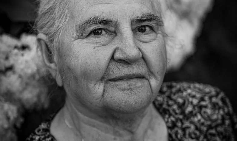 Тишината, която боли: История за семейство, пари и гордост