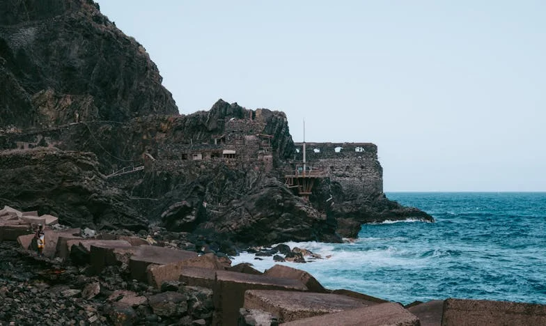 Između Očenaša i Suza: Kako Sam Molitvom Pronašla Mir u Oluji Porodičnih Očekivanja