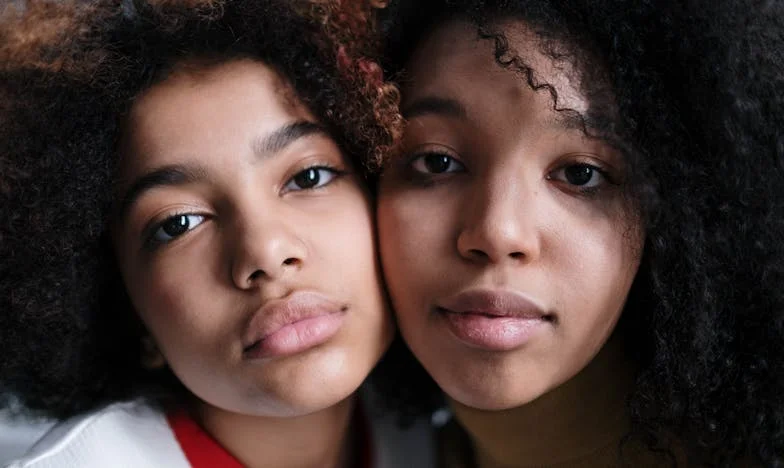 „Mama, još uvijek je prljavo!” – Kako su neizgovorene zamjerke i tihe kućne bitke uništile moju obitelj