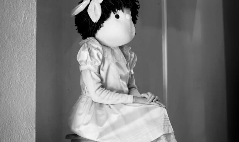 Bratova molba ili obiteljska dužnost? – Priča o sestrinskoj žrtvi i osobnom buđenju