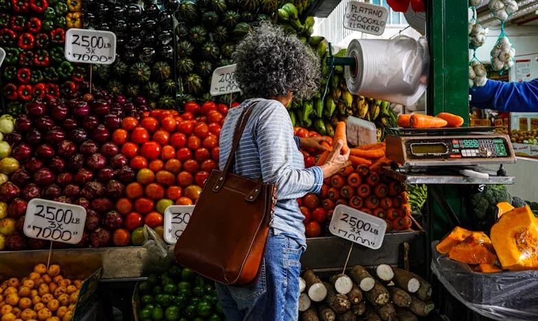Ispod Površine: Kćerka, Majka i Tajna koja Razara Povjerenje