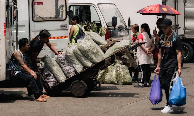Između Dvoje Ognja: Kako Su Moja Majka i Bivši Suprug Postali Saveznici Protiv Mene