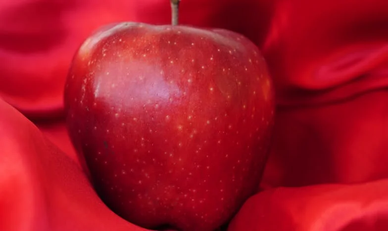 Između Dvoje Vatre: Kad Moj Suprug Ne Može Podnijeti Moju Obitelj