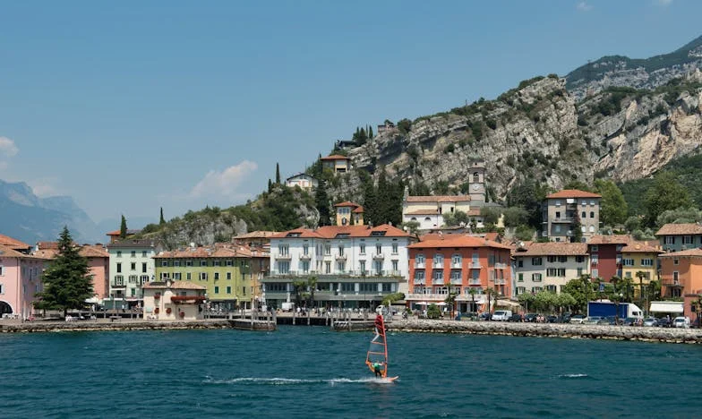 Nemaš više majke: Između dvije vatre