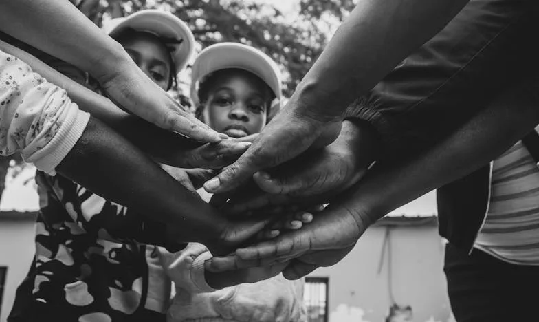 Između Dva Doma: Ultimatum Mog Muža