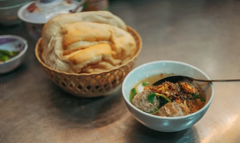 Kad prošlost pokuca na vrata: Priča o oprostu i neizgovorenim riječima