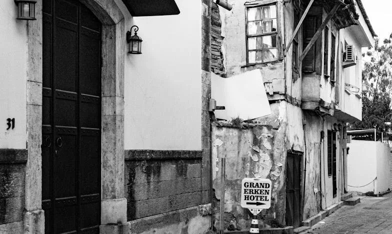 Ljeto koje nikad nije došlo: Kako su kredit i obitelj uništili moje snove