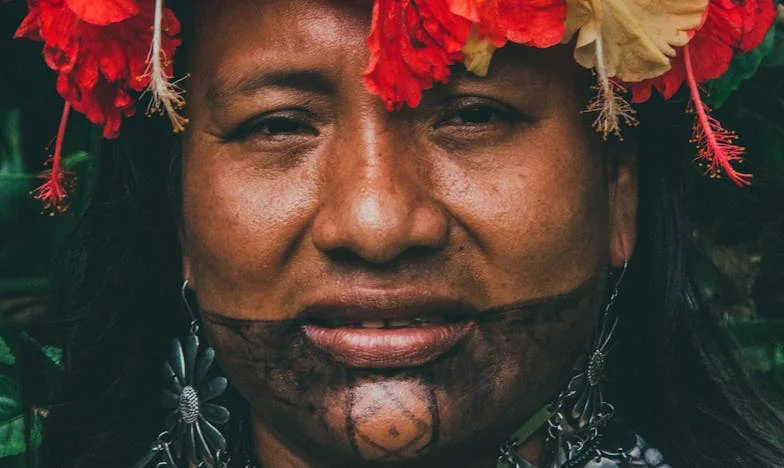 Nevidljivi Zid Luksuza: Priča o Darijama i Obiteljskim Ranjama