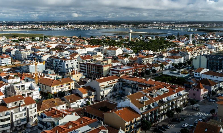 Tri dana kod djeda: Nora i istina o brizi za starije