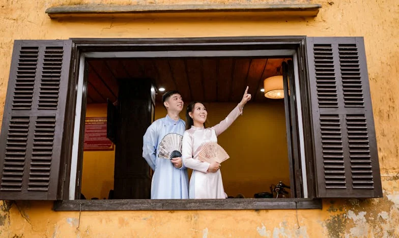 Između Dva Doma: Priča o Svekrvi, Snahi i Granicama Ljubavi