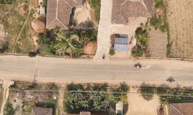 Između Dvije Tišine: Priča o Ljubavi Koja Ne Dolazi