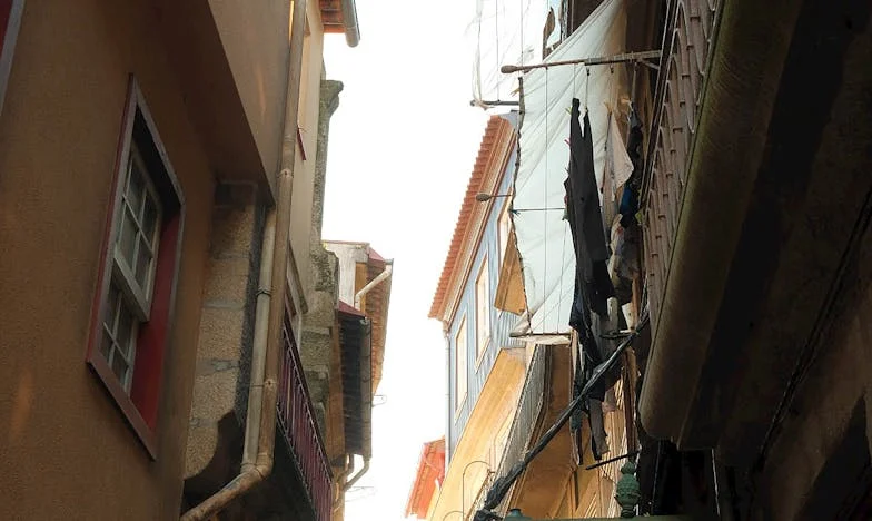 Podpiši sve na mene! – Moja borba za dom, kćerku i dostojanstvo nakon muževe prevare