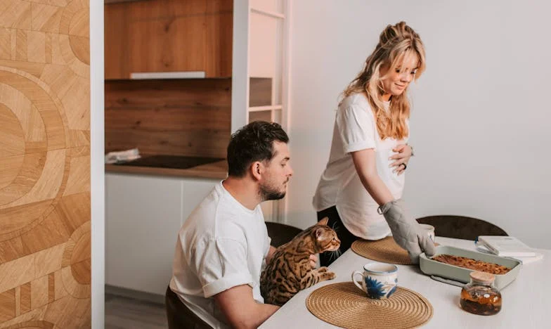 Skoro sam rodila u kuhinji dok sam kuhala večeru: Priča o izgubljenim prioritetima