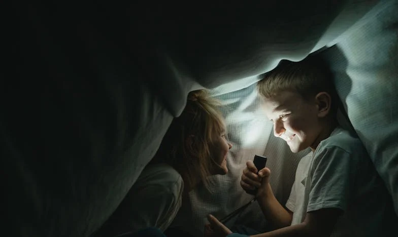 Sve što je ostalo nakon oluje: Priča o obitelji, izdaji i hrabrosti