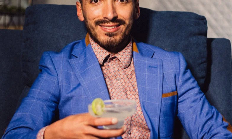 U sjeni obećanja: Cijena moje slobode