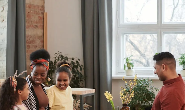 Čekaj s vjenčanjem, Lili! – Bijeg mladenke iz stiska svekrvine obitelji