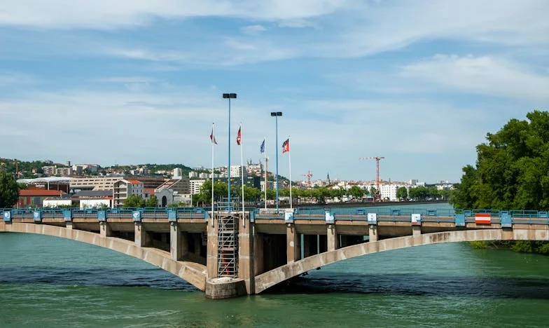 Ponovni Susret Poslije Dvadeset Pet Godina: Ljubav Koja Ne Zaboravlja