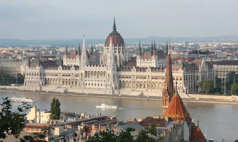 Izdaja unutar četiri zida: Jesam li trebala slušati majku?