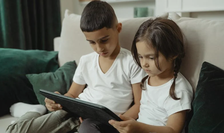 Između Tišine i Povjerenja: Moja Borba za Mjesto u Novoj Obitelji