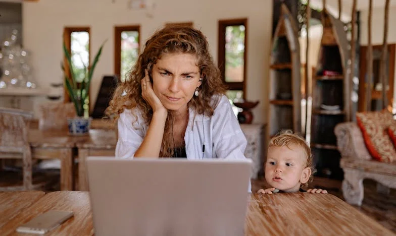 Sanjala sam o sreći, a našla sam ruševinu i dijete koje ne prestaje plakati