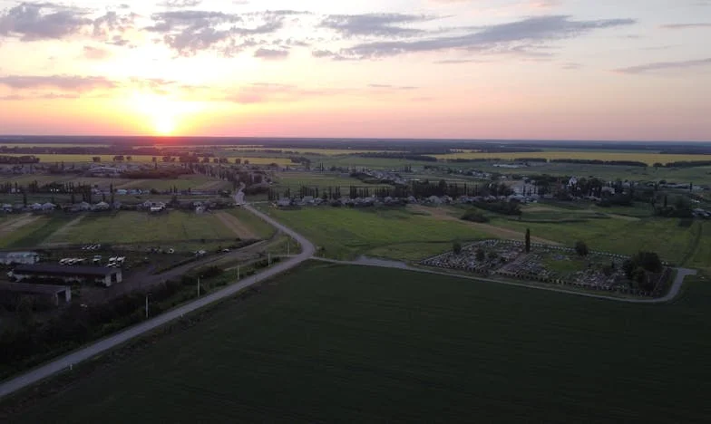 Gost u vlastitoj kući: Priča o ljubavi, granicama i obitelji
