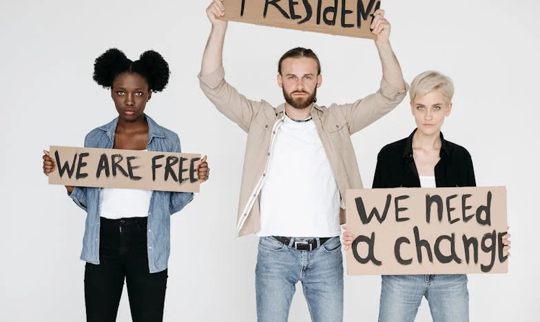 Između Dva Doma: Priča o Izgubljenoj Bliskosti