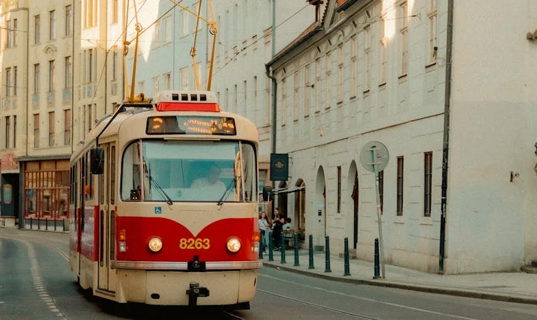 Kad ljubav ima prtljagu: Moja borba s ulogom maćehe