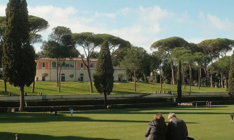 Kad ponos padne pred srcem: Priča jednog petka