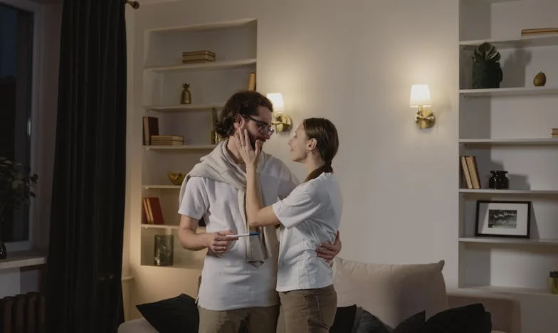 Kad se prošlost vrati: Priča o Ani, Petru i vratima koja se ne mogu zatvoriti
