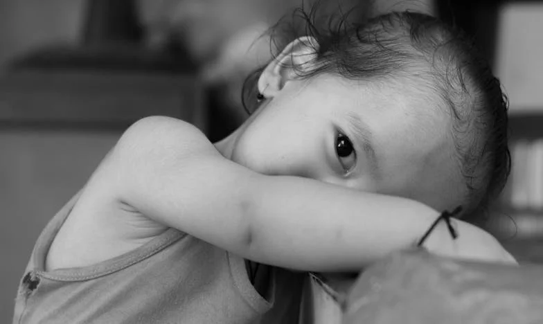 Δύο πρόσωπα της αλήθειας: Όταν τα δίδυμα άλλαξαν τα πάντα
